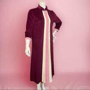 VINTAGE 70s Maxi Mod Housecoat Plum Striped Size 12 Retro Loungewear Dress
